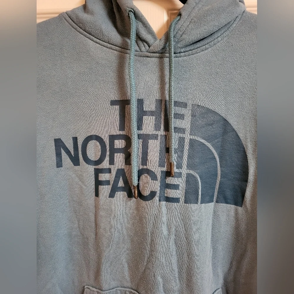 The North Face Men's Slate Blue Hoodie Size M